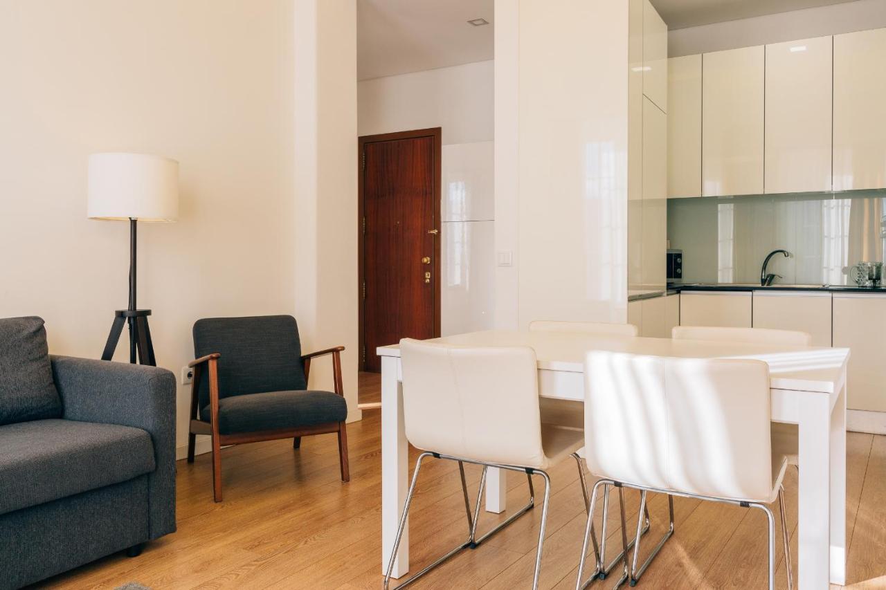 פורטו Orm Catedral & Sao Bento & Luiz Apartments מראה חיצוני תמונה