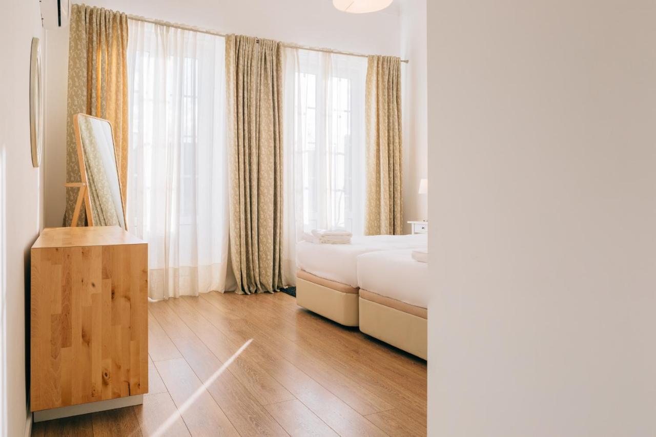 פורטו Orm Catedral & Sao Bento & Luiz Apartments מראה חיצוני תמונה